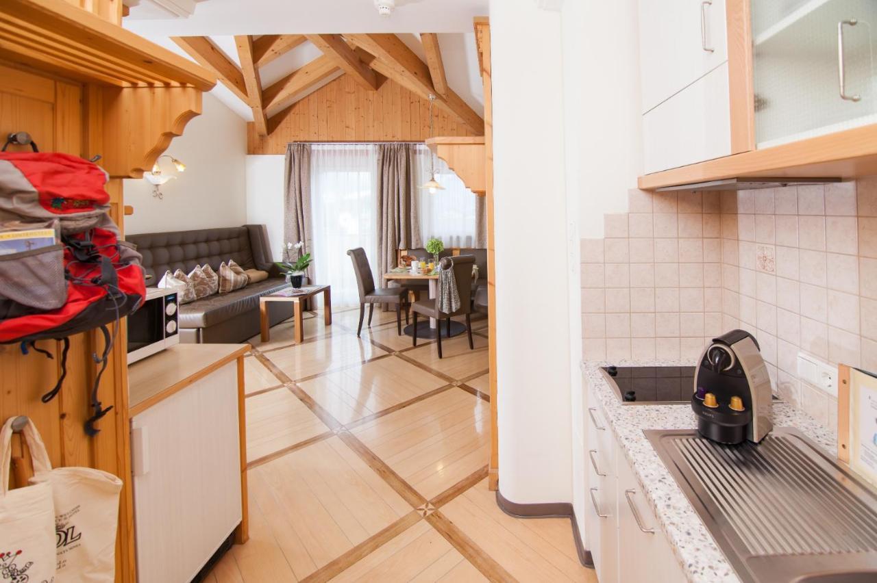Hotel Tyrol Family Retreat Naturns Esterno foto