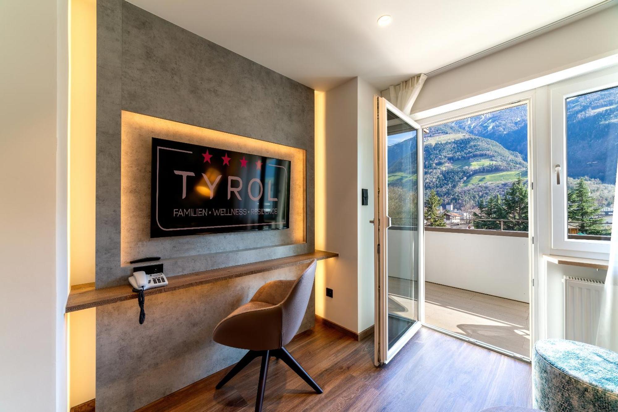 Hotel Tyrol Family Retreat Naturns Esterno foto