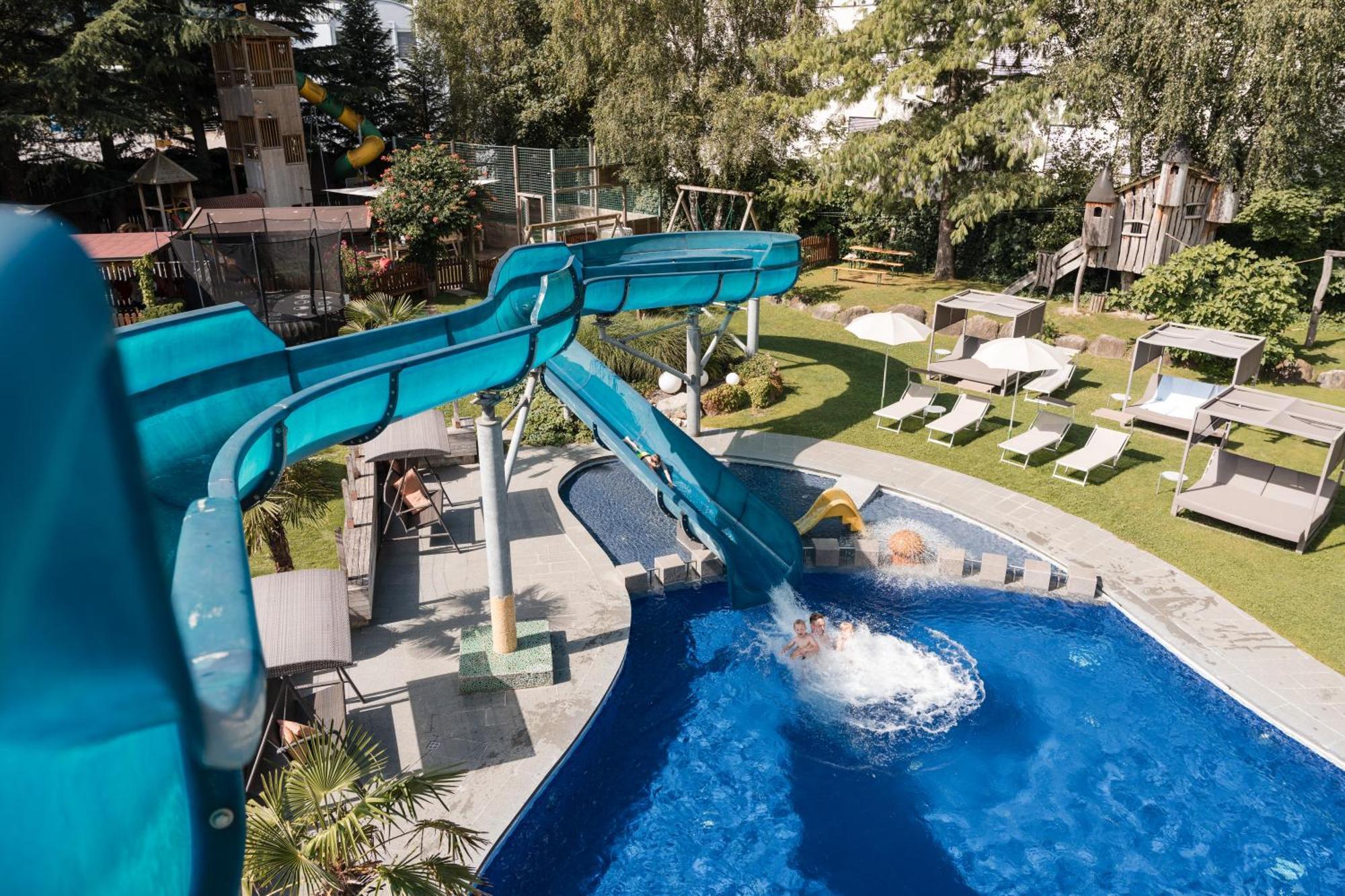 Hotel Tyrol Family Retreat Naturns Esterno foto