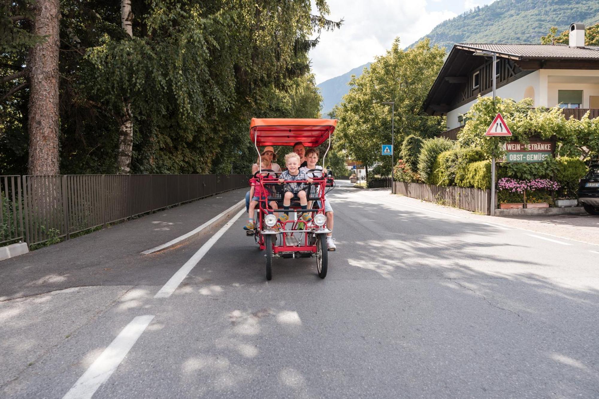 Hotel Tyrol Family Retreat Naturns Esterno foto