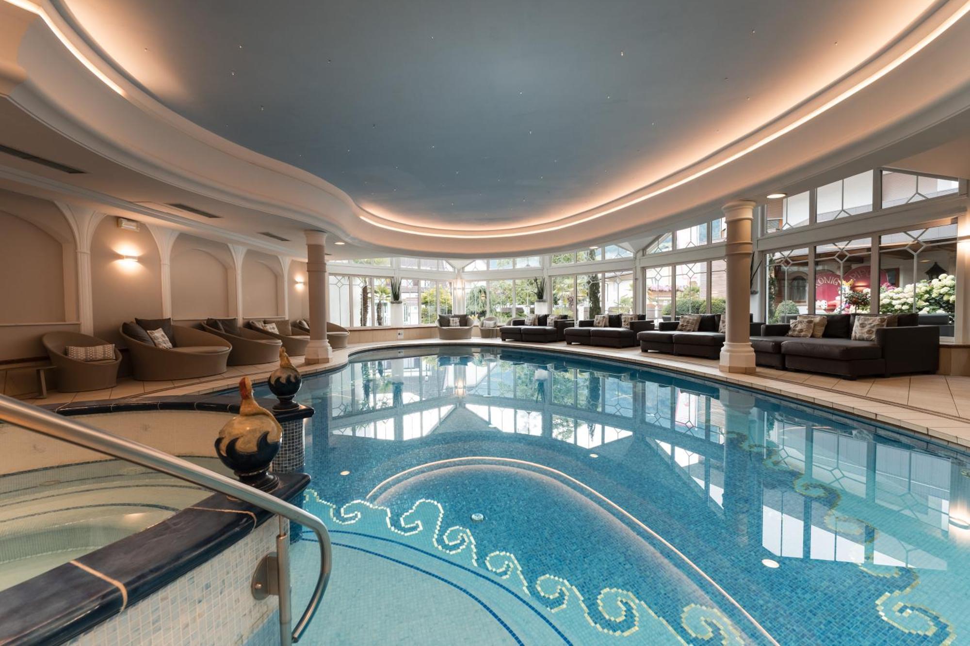 Hotel Tyrol Family Retreat Naturns Esterno foto